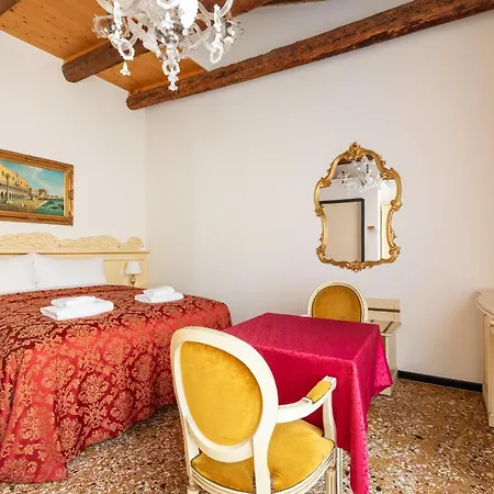 Pensión Ca' Luisa 3*